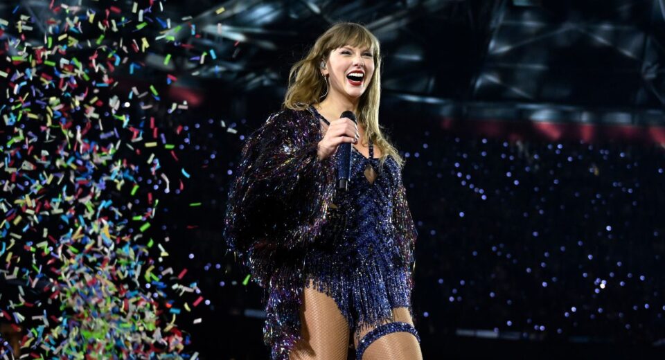 Taylor Swift Makes History with Fifth IFPI Global Recording Artist Win ...